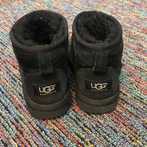 Size 13 Black low cut UGGS